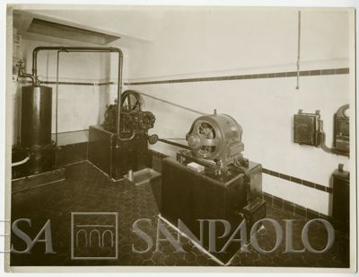 Palazzo di piazza della Scala 6, impianto di spolveramento meccanico a pressione, fine 1911 (Luca Comerio)