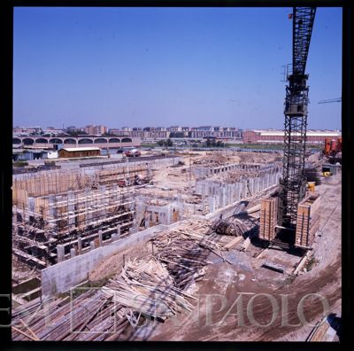 Cariplo, Centro Elettronico (C.E.): Milano, Via Lorenteggio, 1975-1976 (fotografo sconosciuto)