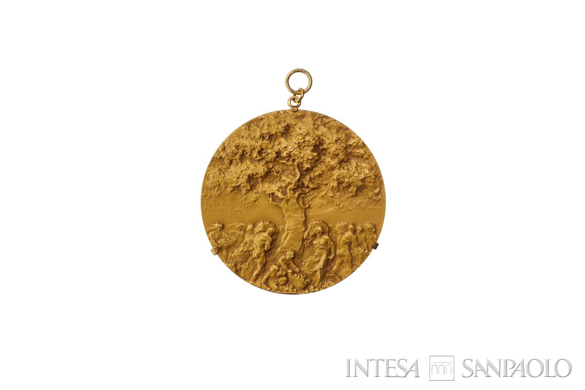 Medaglia del Personale alla Cassa di Risparmio delle Provincie Lombarde in occasione del suo centenario, 1923 (fronte)