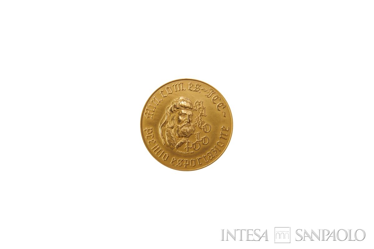 Medaglia della Repubblica Italiana conferita alla Banca Commerciale Italiana quale benemerita nell'esportazione, 1986 (fronte)