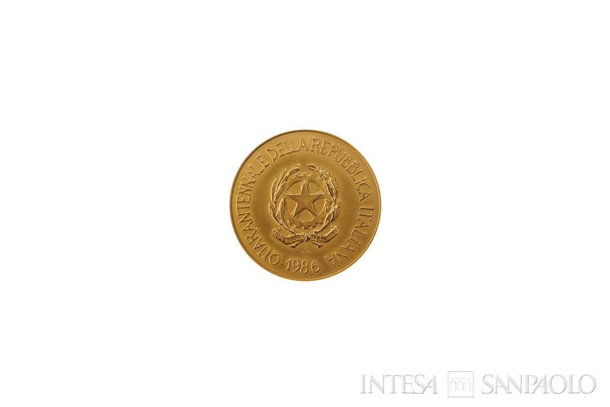 Medaglia della Repubblica Italiana conferita alla Banca Commerciale Italiana quale benemerita nell'esportazione, 1986 (retro)