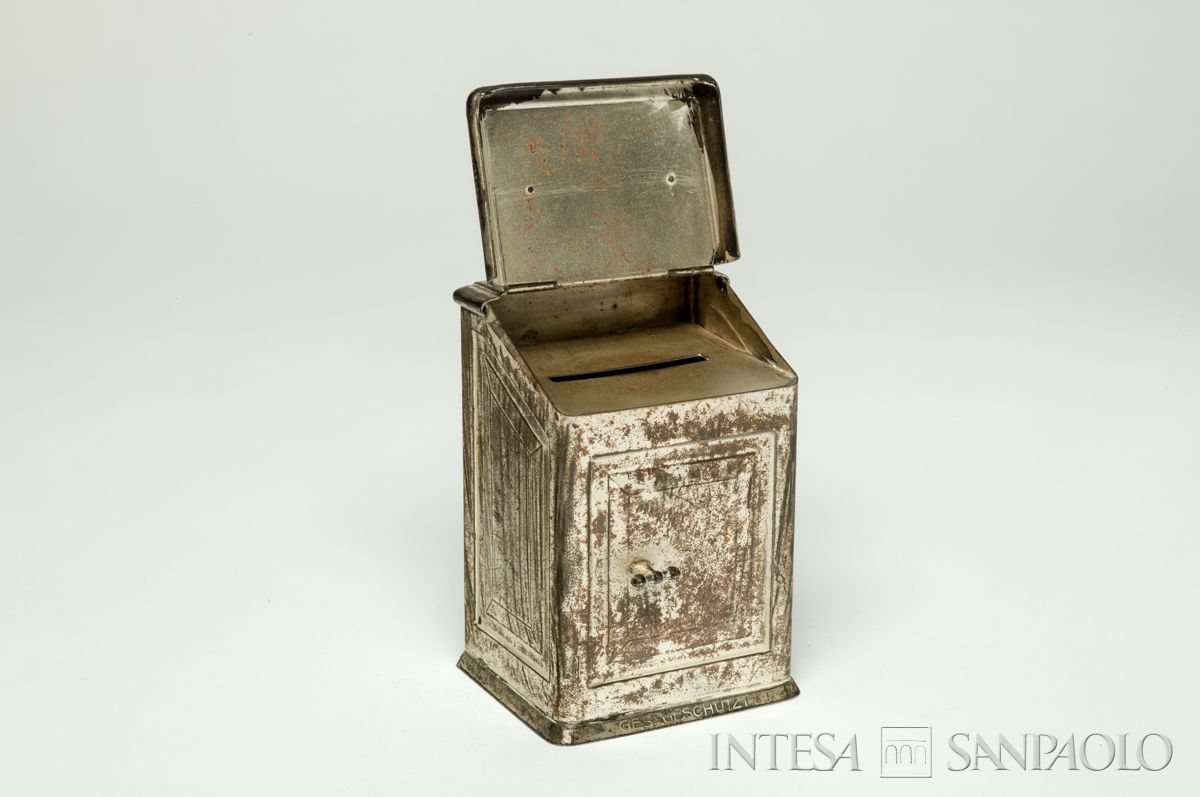[Austria], Salvadanaio a forma di cassaforte, anni 1930