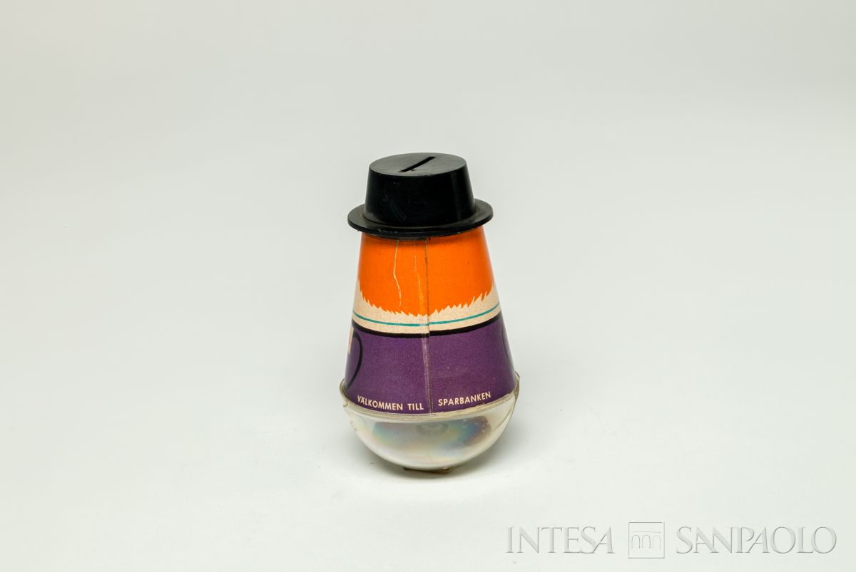 Svezia, Stockholms Sparbank, salvadanaio a forma di uomo in abiti popolari svedesi, anni 1960