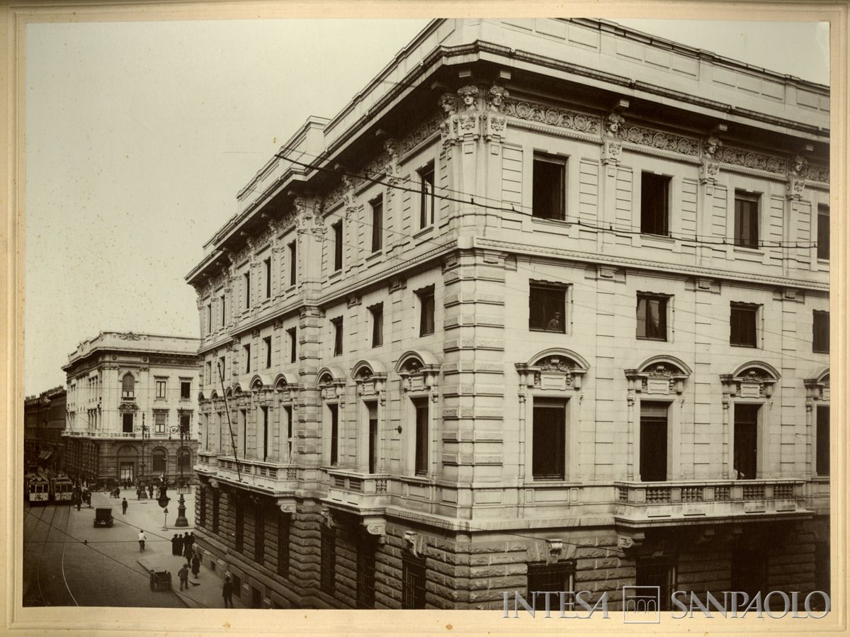 Vittorio Cicala, il retro della nuova sede della Banca Commerciale Italiana in via S. Margherita angolo via S. Pellico, 1928