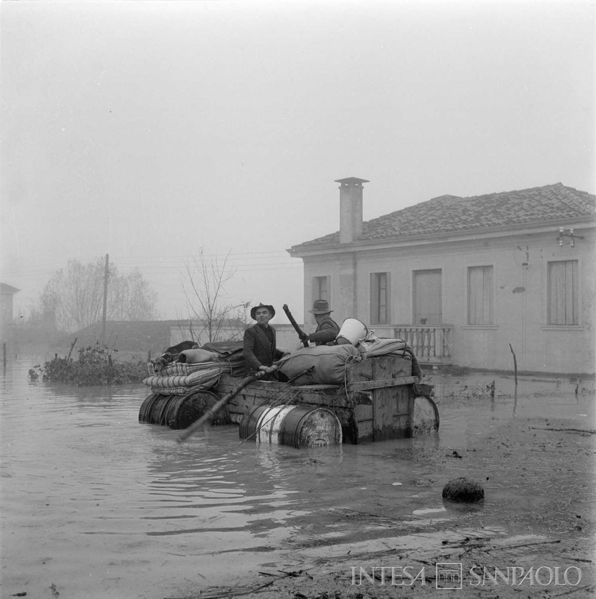 Alluvione del Polesine, 17 novembre 1951. Publifoto