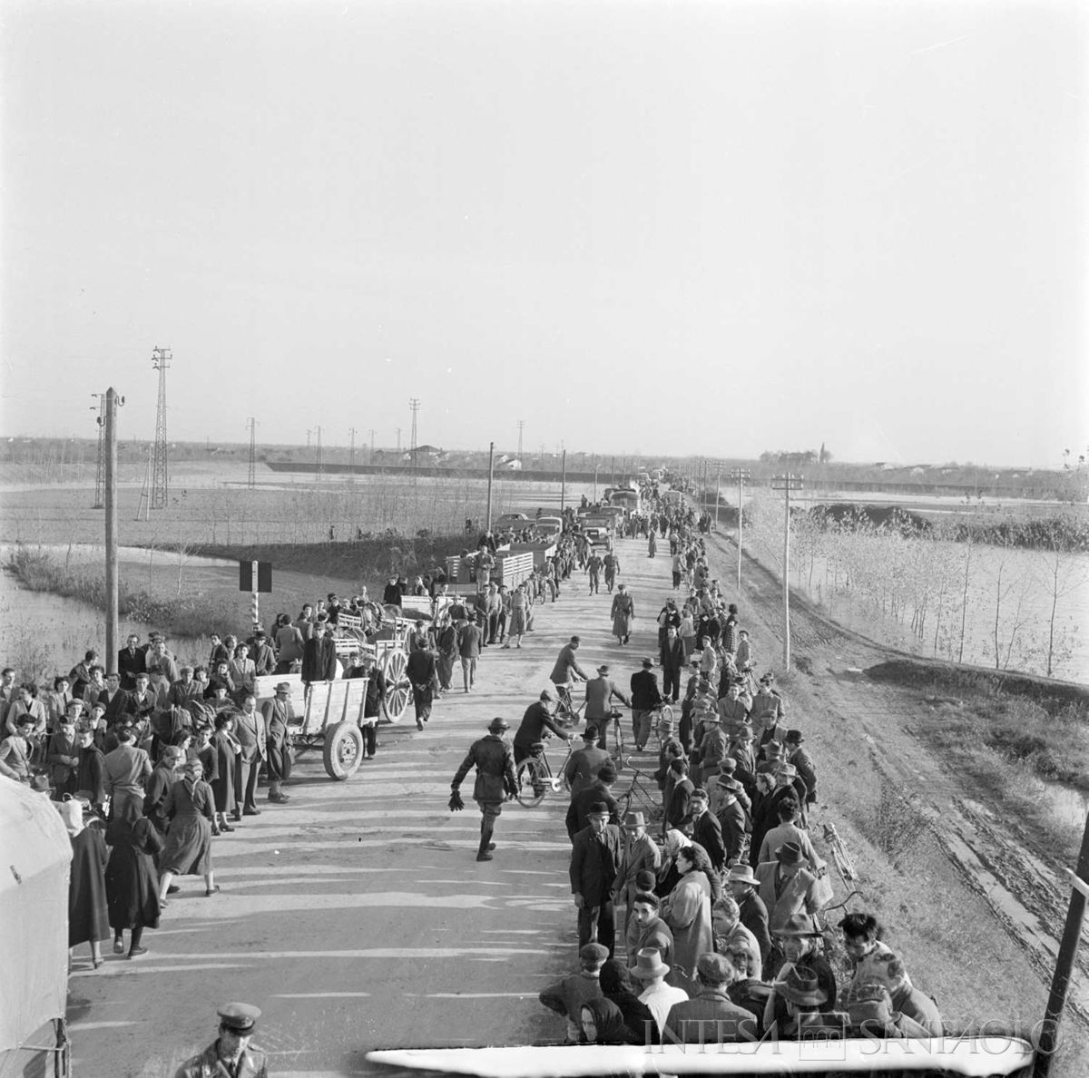 Alluvione del Polesine, Corbola, 20 novembre 1951. Publifoto