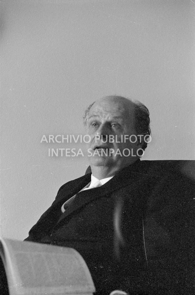 Adriano Olivetti<br>453527