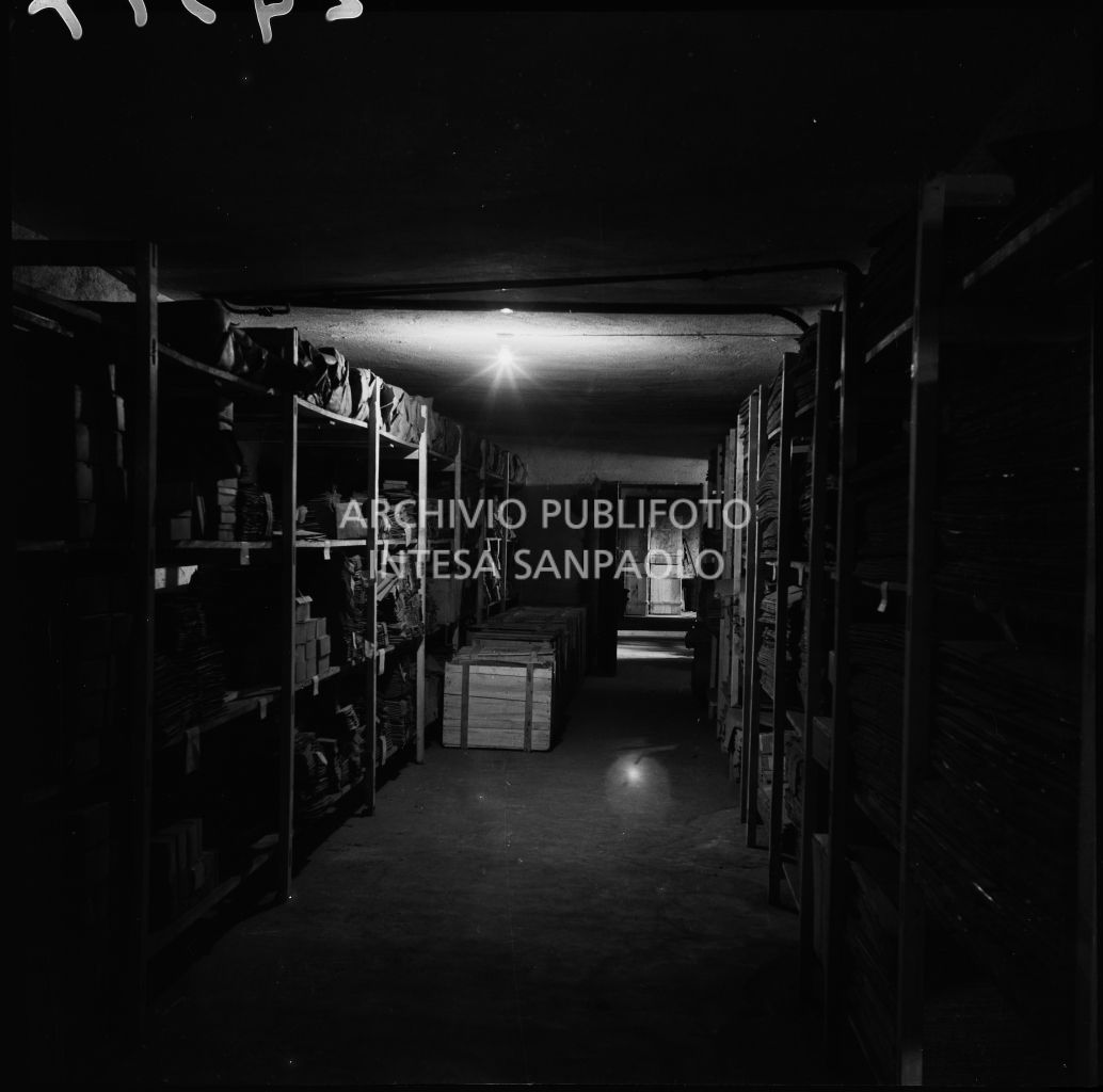 Magazzino presso lo stabilimento industriale Aldo Leonetti<br>24317