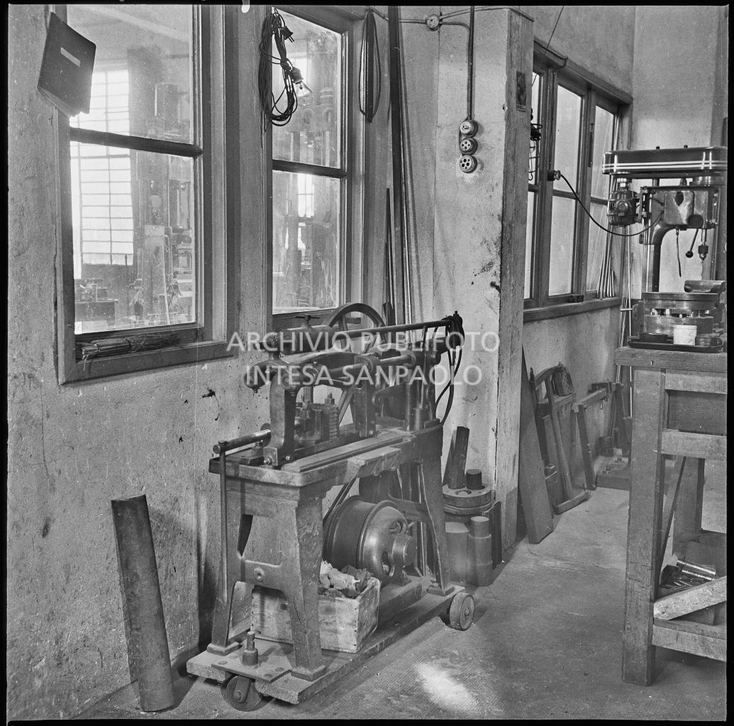 Macchinario presso lo stabilimento industriale Aldo Leonetti<br>24325