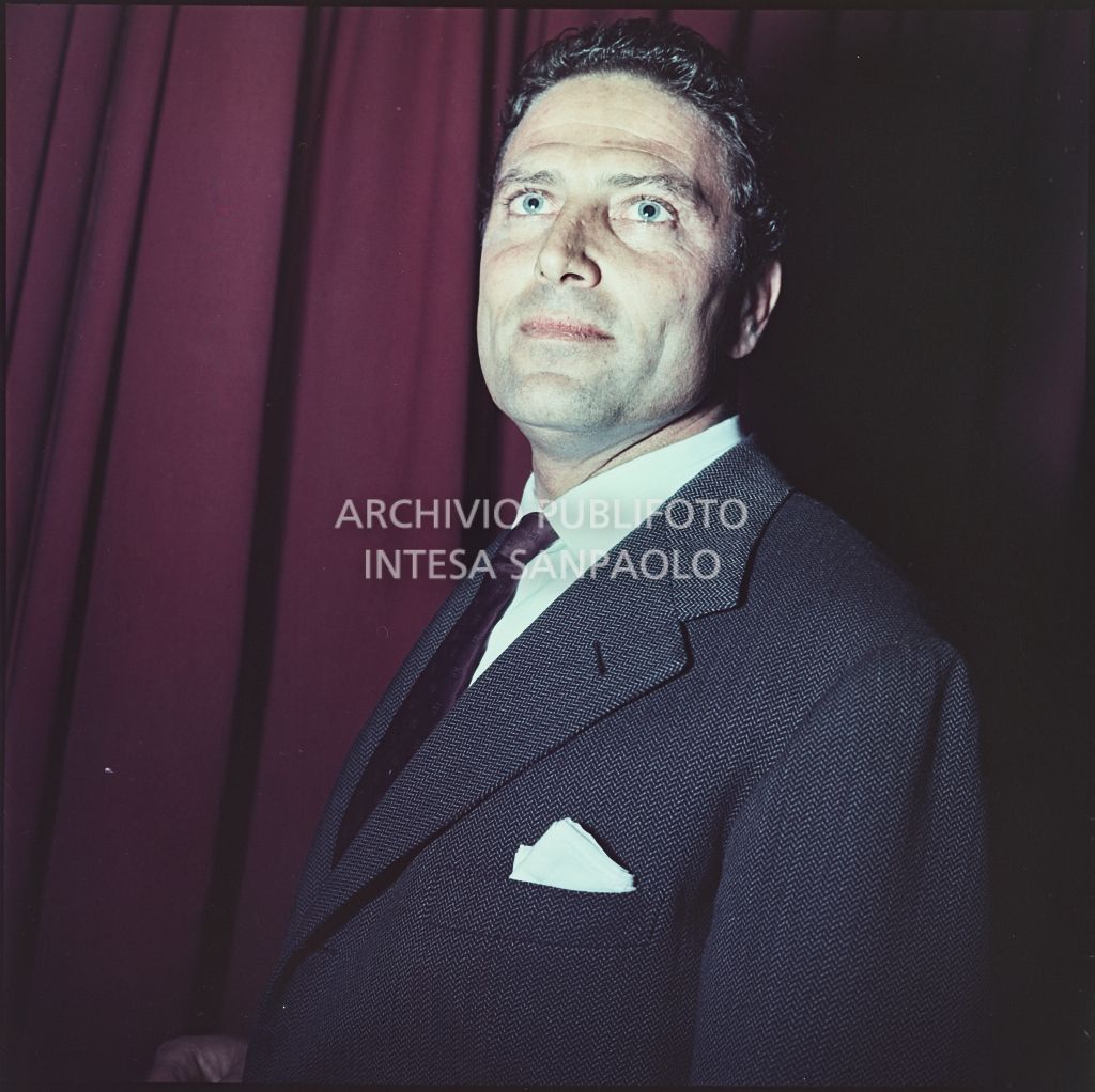 Ritratto di Raf Vallone<br>114