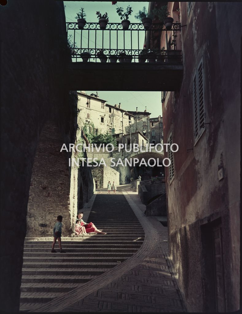 Vista su via dell'Acquedotto a Perugia<br>805