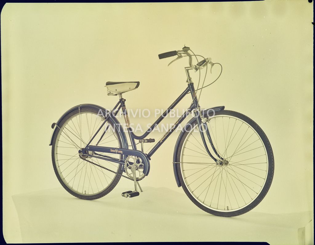 Bicicletta Bianchi da donna, modello Bianchisport di colore blu<br>3635