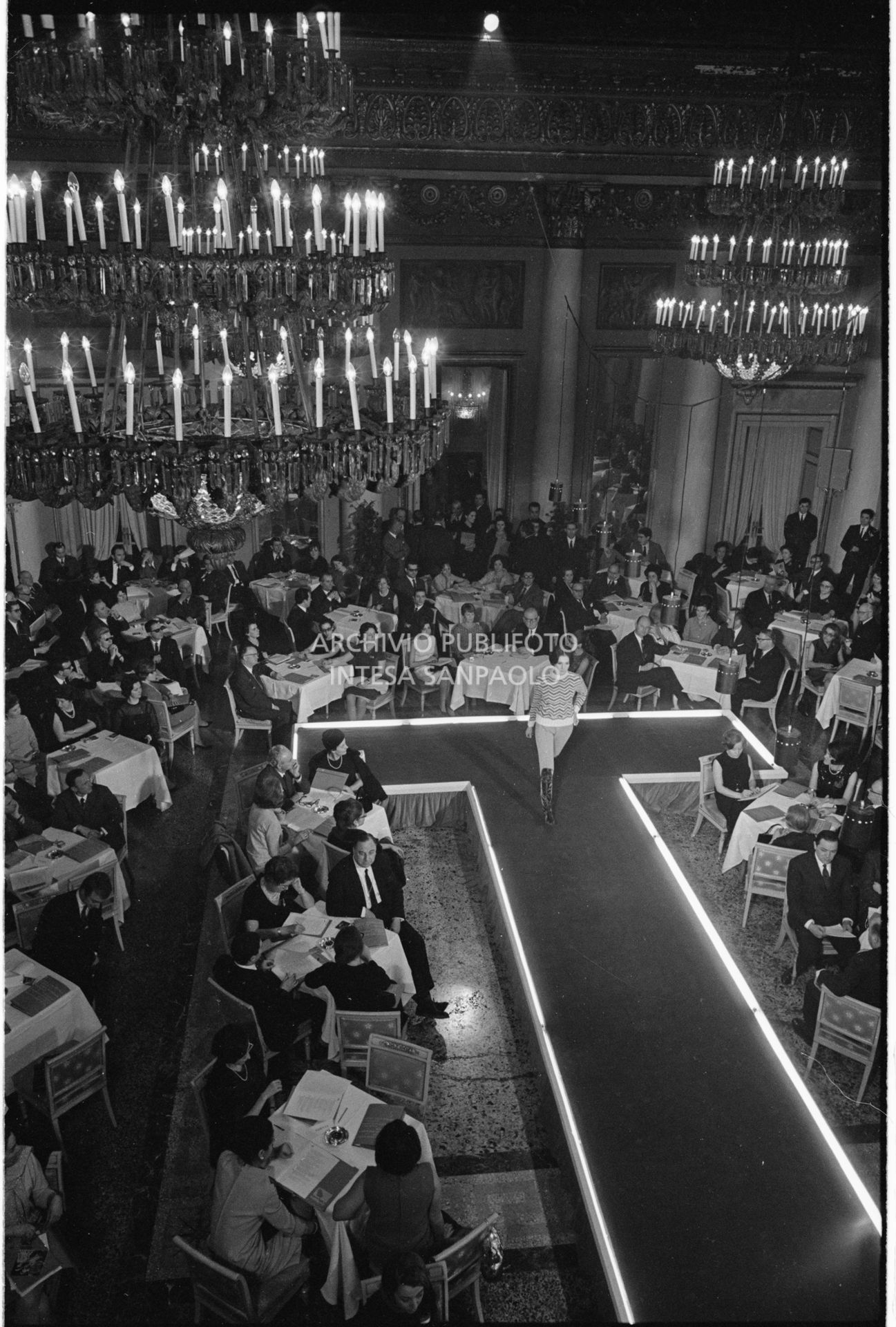 Sfilata di moda<br>727771/5