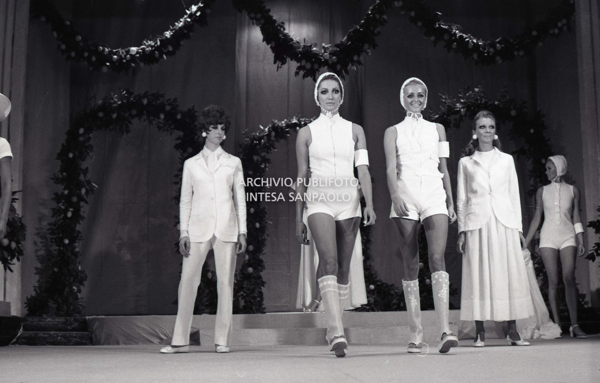 Sfilata di moda mare a Capri