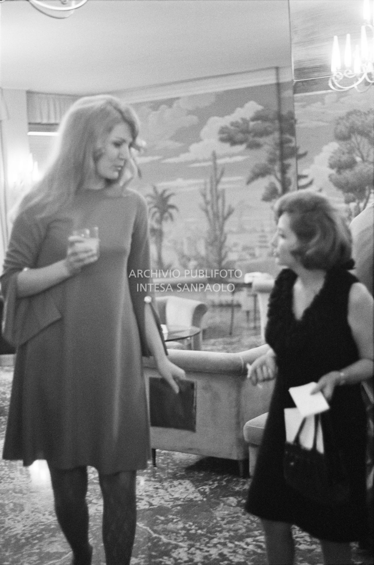 Anna German alla Terrazza Martini di Milano<br>727363/45