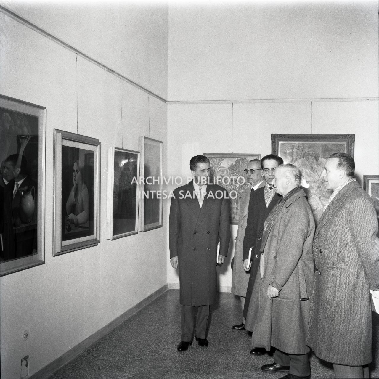 Pubblico all'inaugurazione della mostra<br>508140