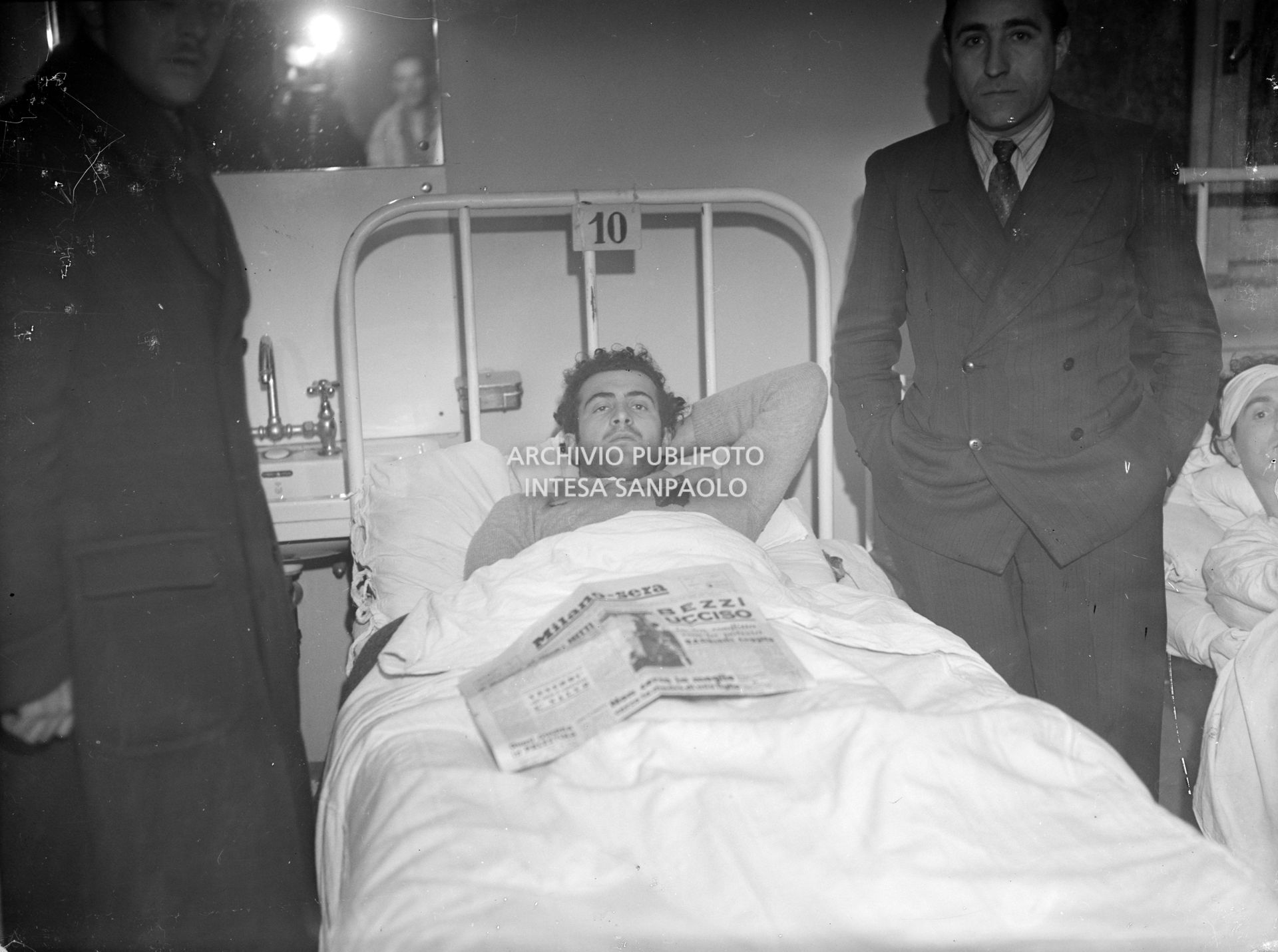 Aramis Cordara, complice della coppia di banditi Bezzi-Barbieri, ricoverato al Policlinico di Milano dopo essere stato ferito nel conflitto a fuoco con la polizia dove ha perso la vita Sandro Bezzi