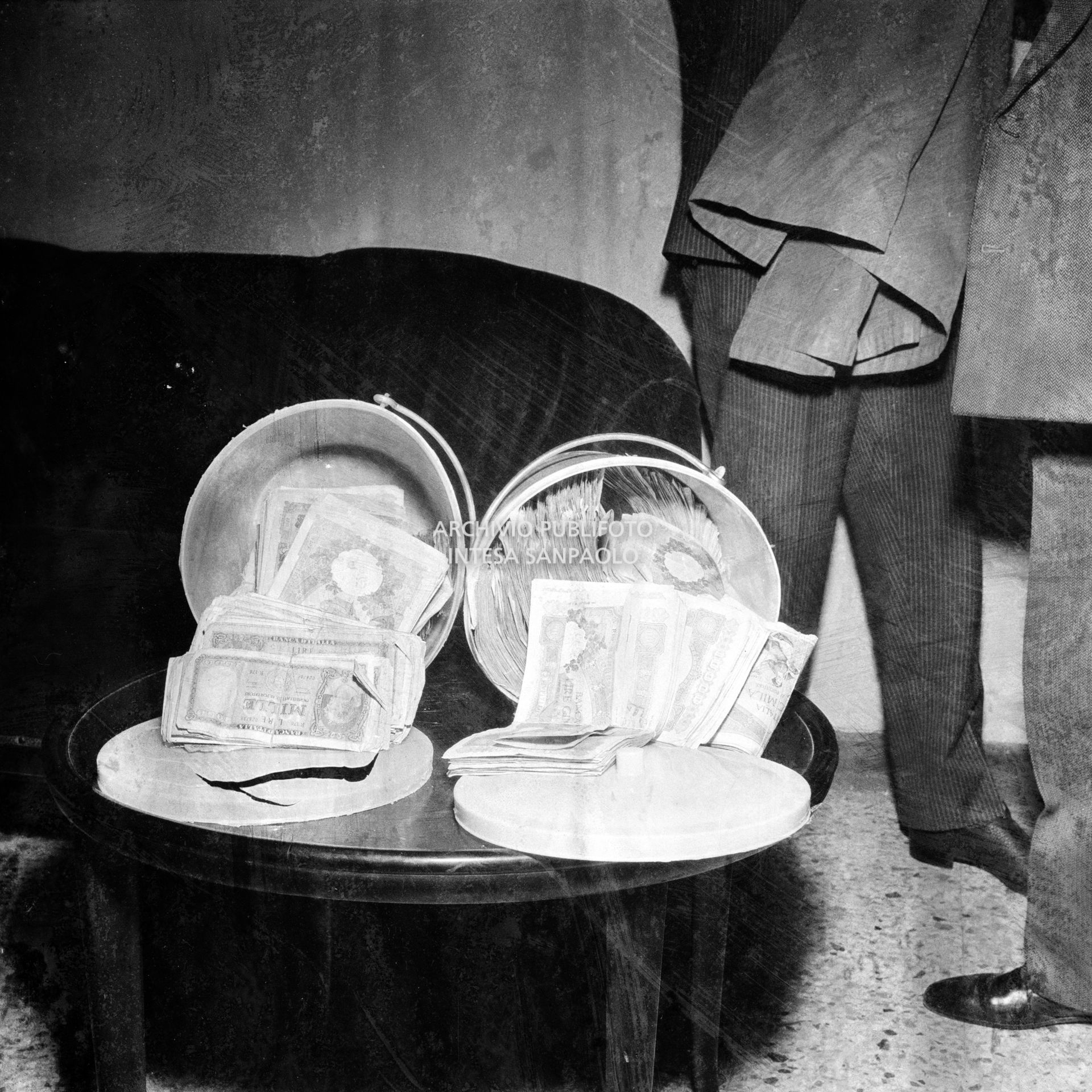 La refurtiva del colpo della banda di via Osoppo al furgone portavalori della Banca Popolare di Milano