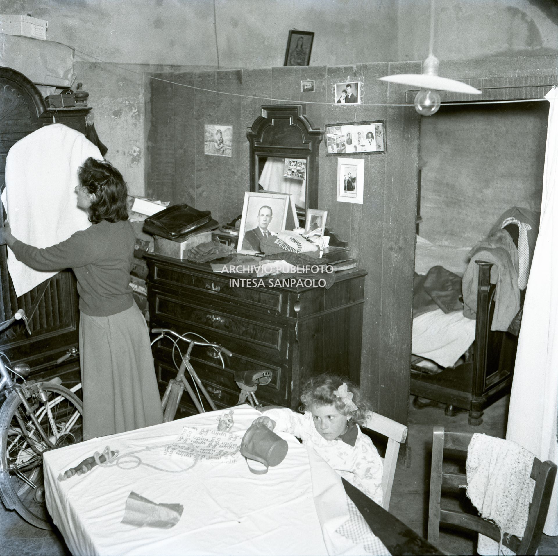 Sfrattati della Cascina Colombara in via Gallarate a Milano