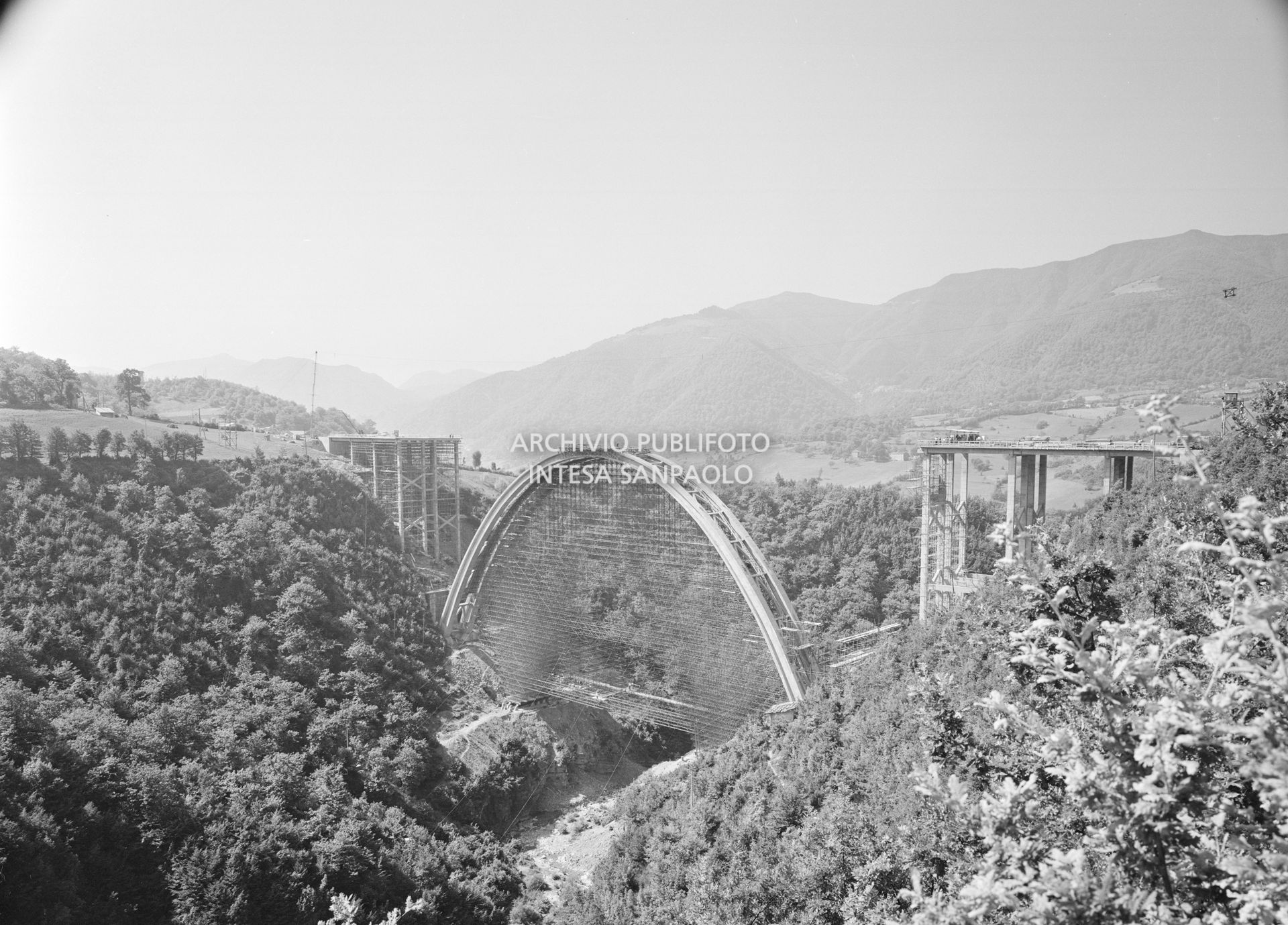 Viadotto Biscione (Bologna-Firenze) in costruzione