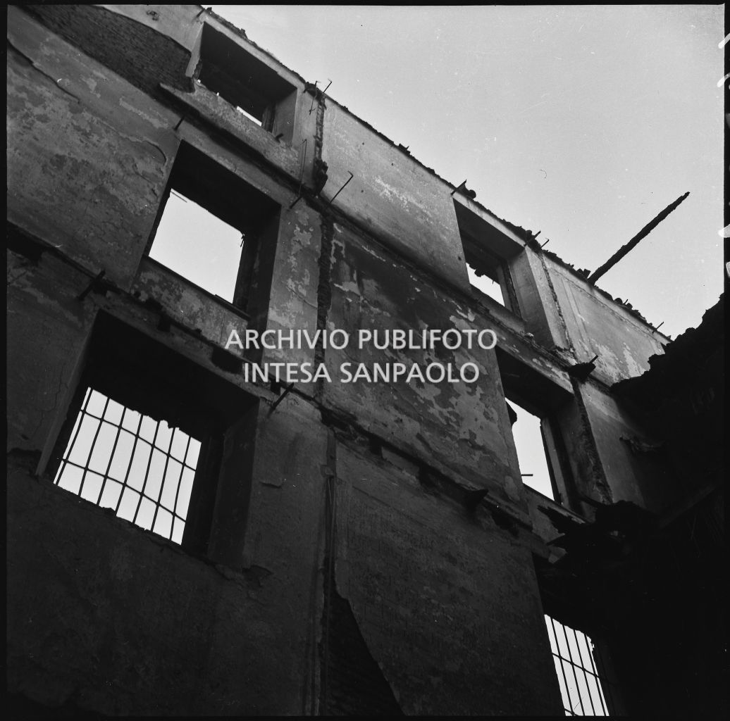 Bombardamenti. Calvi