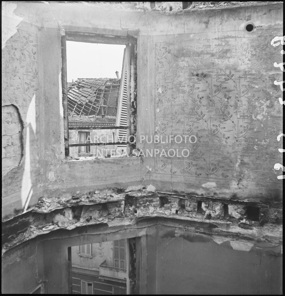 Bombardamenti. Monza. Via Manin 21