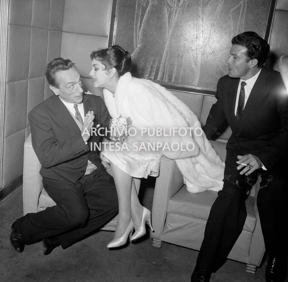 Eduardo De Filippo e Gina Lollobrigida<br>234829