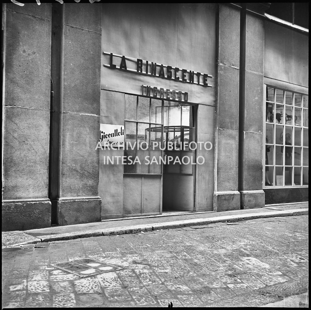 Rinascente. Upim. Via Agnello (Vendita in rifugio)