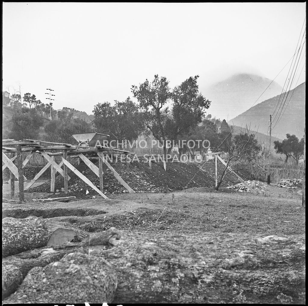 Cantiere di ricostruzione dello stabilimento Belsana danneggiato dai bombardamenti<br>26730