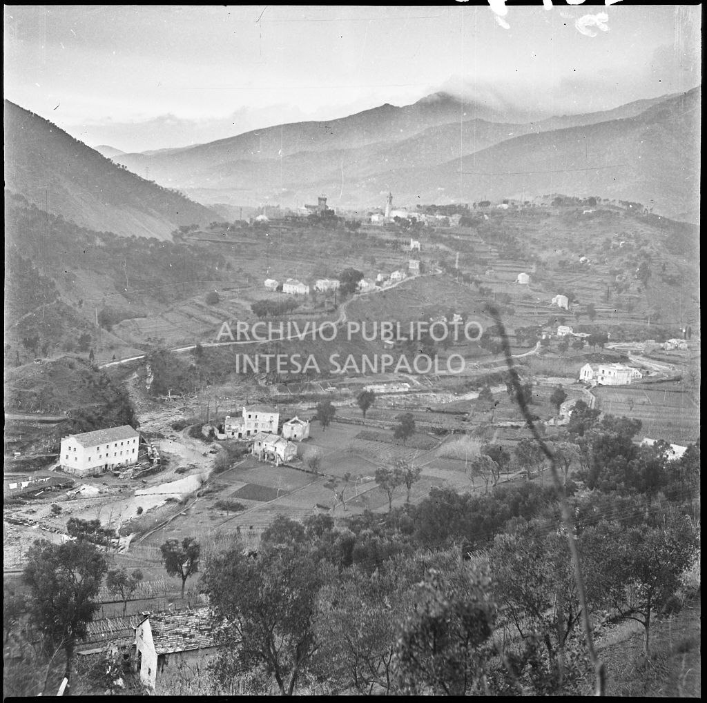 Cantiere di ricostruzione dello stabilimento Belsana danneggiato dai bombardamenti<br>26740