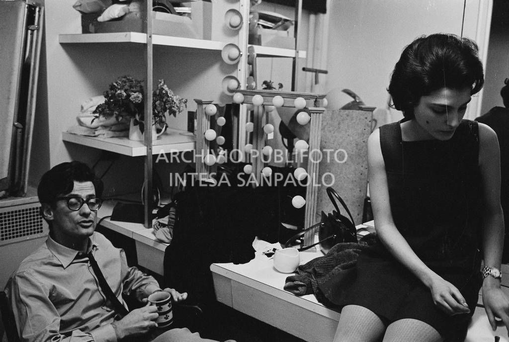 Benedetta Barzini e Richard Avedon in camerino<br>727793/20