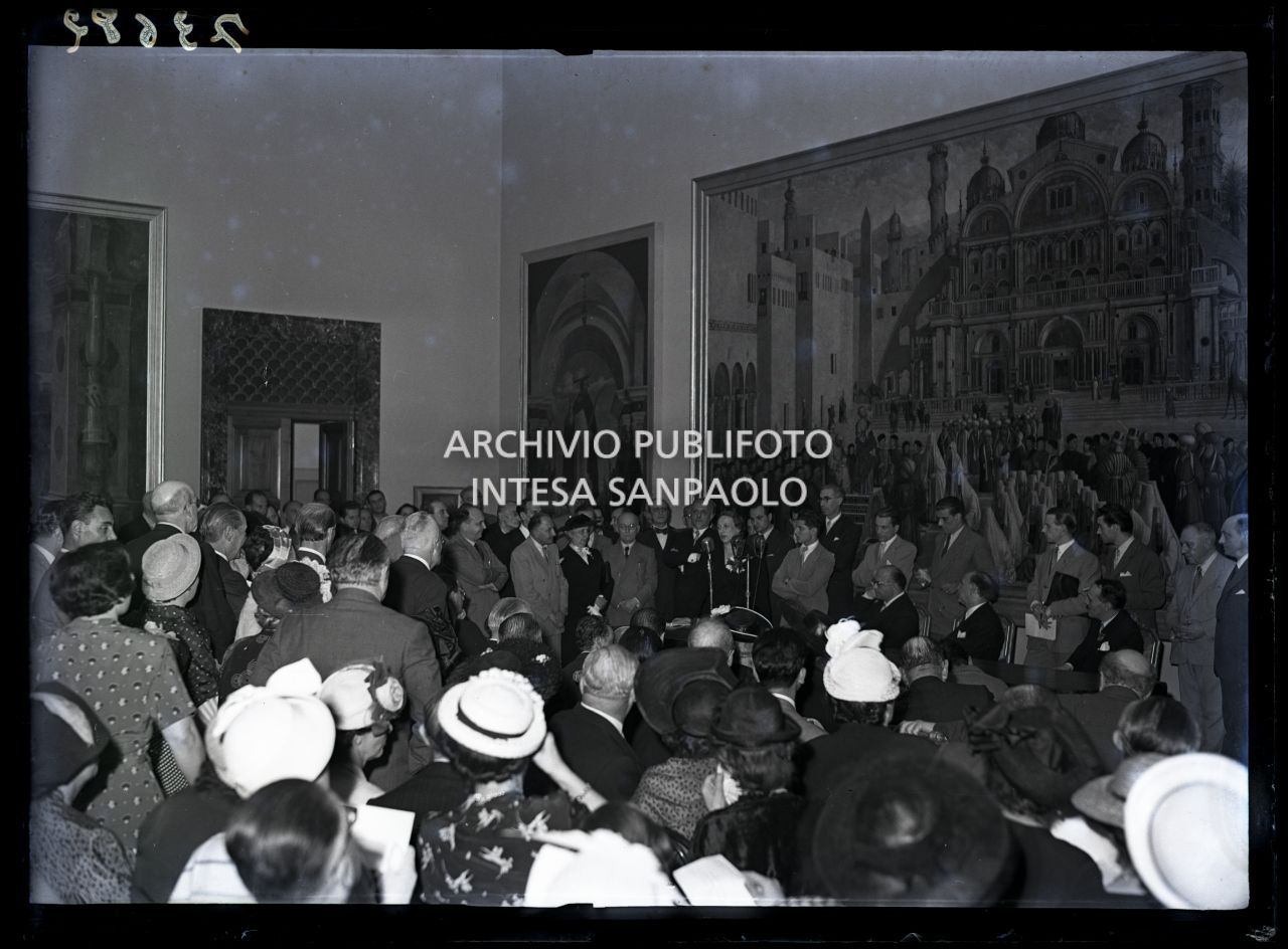 Discorso di Fernanda Wittgens, direttrice della Pinacoteca di Brera in occasione della cerimonia inaugurale della galleria ricostruita<br>73682