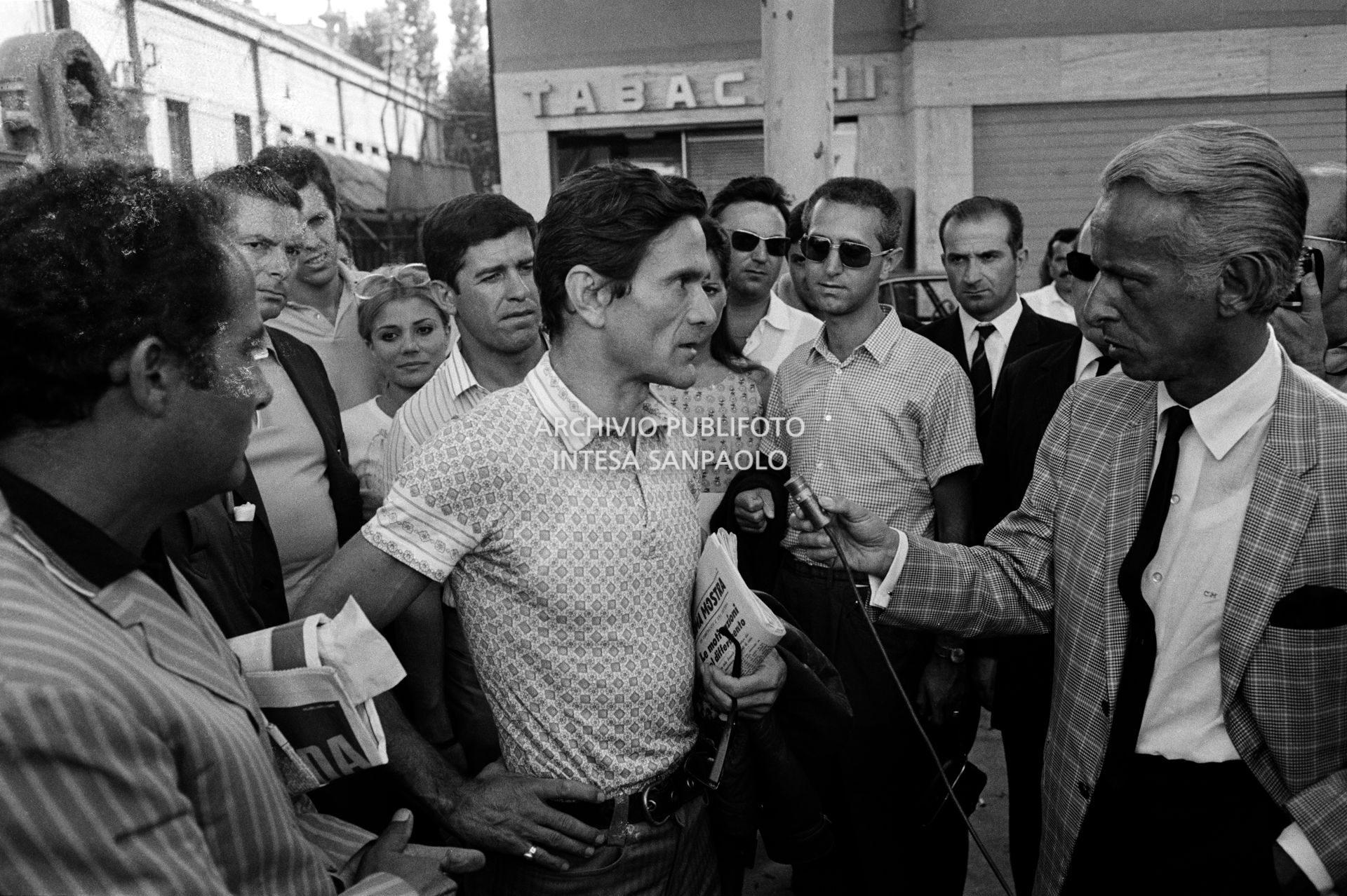 Proteste alla Mostra internazionale d'arte cinematografica di Venezia: Pier Paolo Pasolini intervistato da Carlo Mazzarella