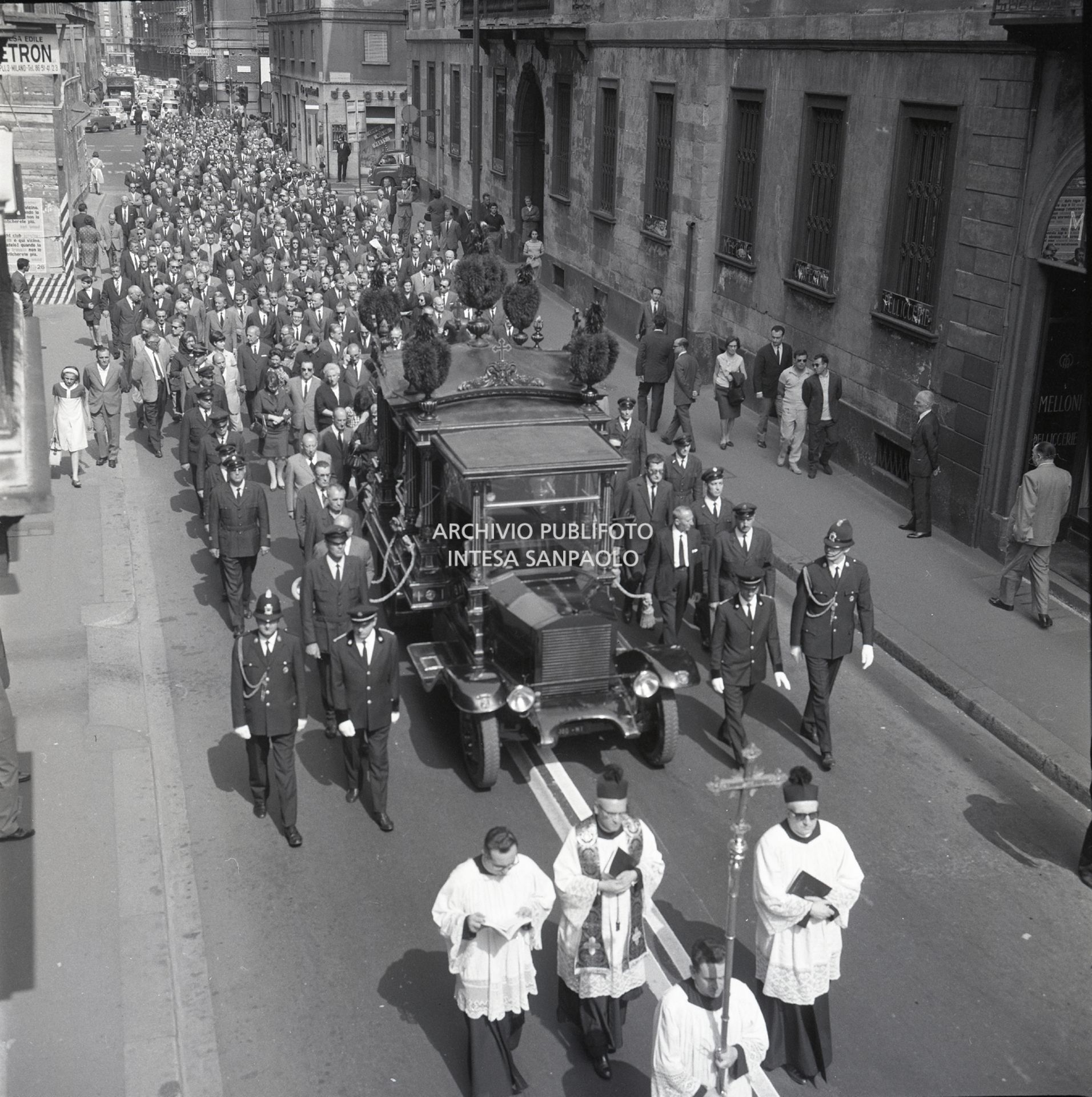 Corteo funebre<br>9760/7