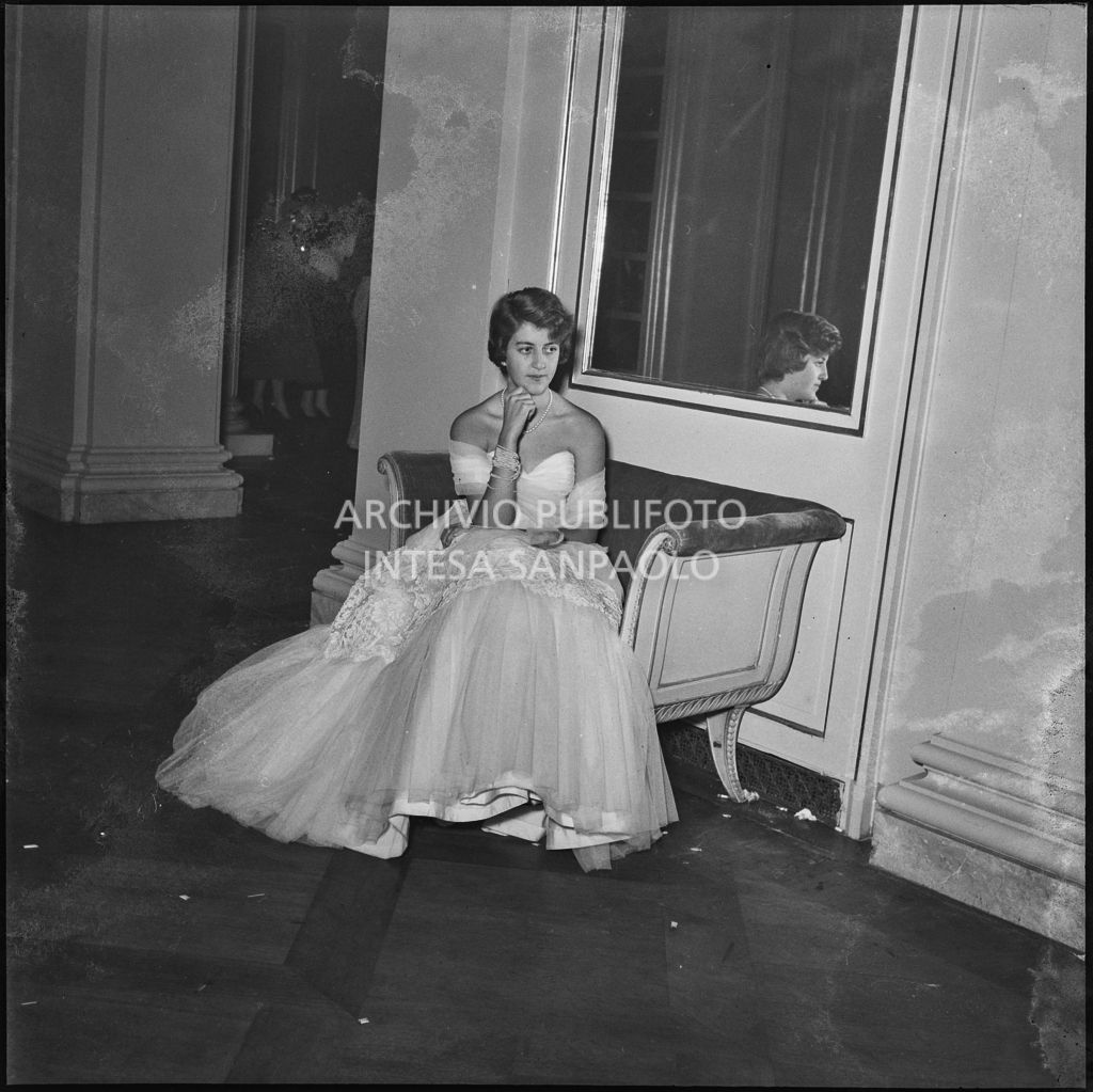 Inaugurazione della stagione lirica al Teatro alla Scala con l'opera "La Vestale", di Gaspare Spontini, con la regia di Luchino Visconti e diretta da Antonino Votto