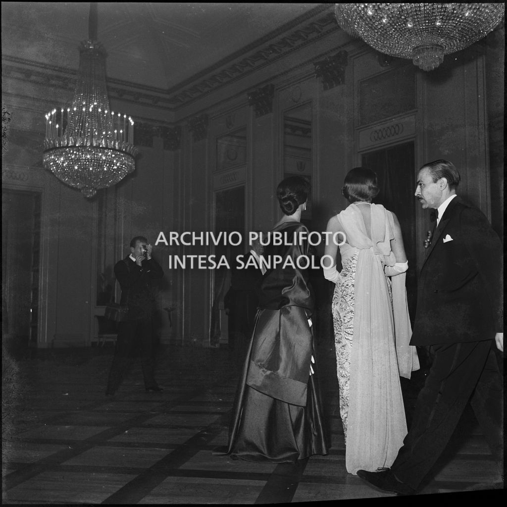 Inaugurazione della stagione lirica 1956-1957 del Teatro alla Scala con l'opera "Aida" di Giuseppe Verdi, diretta da Antonino Votto con la regia di Franco Enriquez