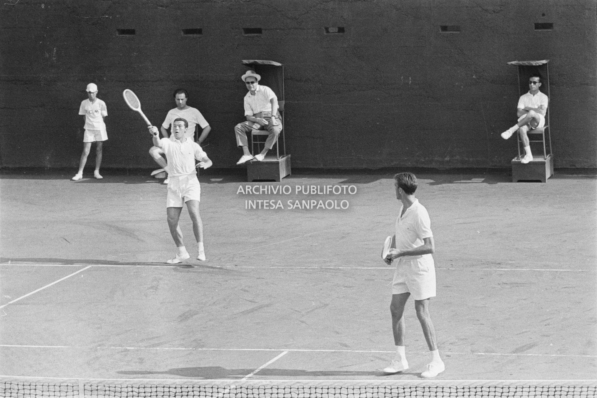 Nicola Pietrangeli durante la partita in coppia con Orlando Sirola<br>102546
