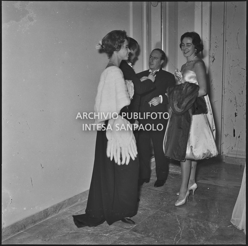 Inaugurazione della stagione lirica 1958-1959 del Teatro alla Scala con l'opera "Turandot", di Giacomo Puccini, diretta da Antonino Votto con la regia di Margherita Wallmann