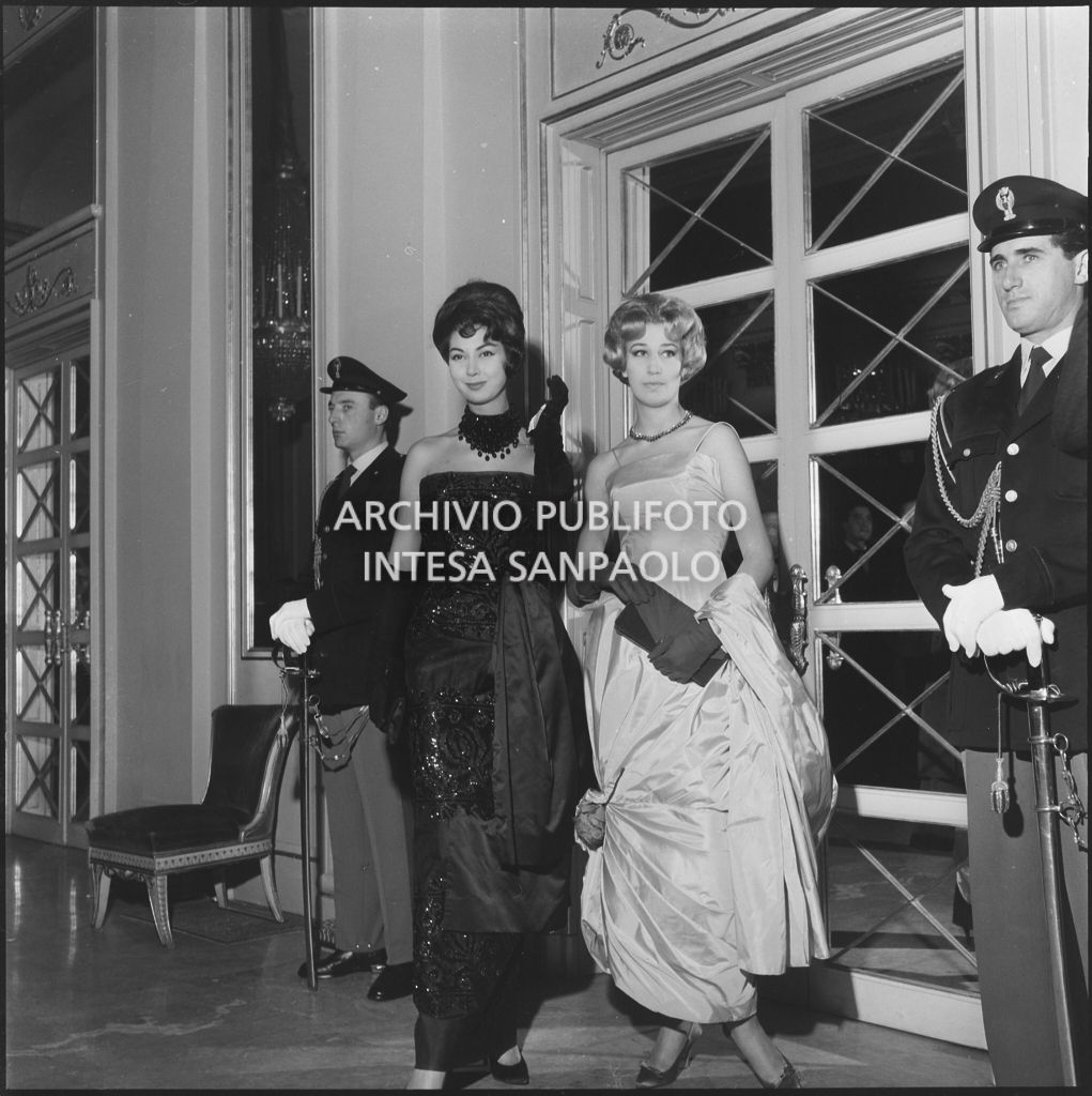 Inaugurazione della stagione lirica 1959-1960 del Teatro alla Scala con l'opera "Otello" di Giuseppe Verdi, diretta da Antonino Votto con la regia di Margherita Wallmann