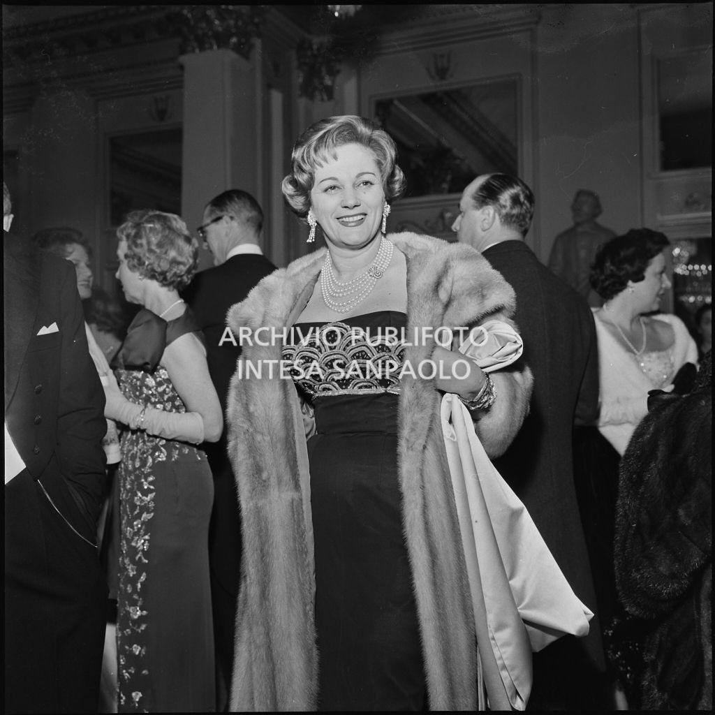 Inaugurazione della stagione lirica 1959-1960 del Teatro alla Scala con l'opera "Otello" di Giuseppe Verdi, diretta da Antonino Votto con la regia di Margherita Wallmann