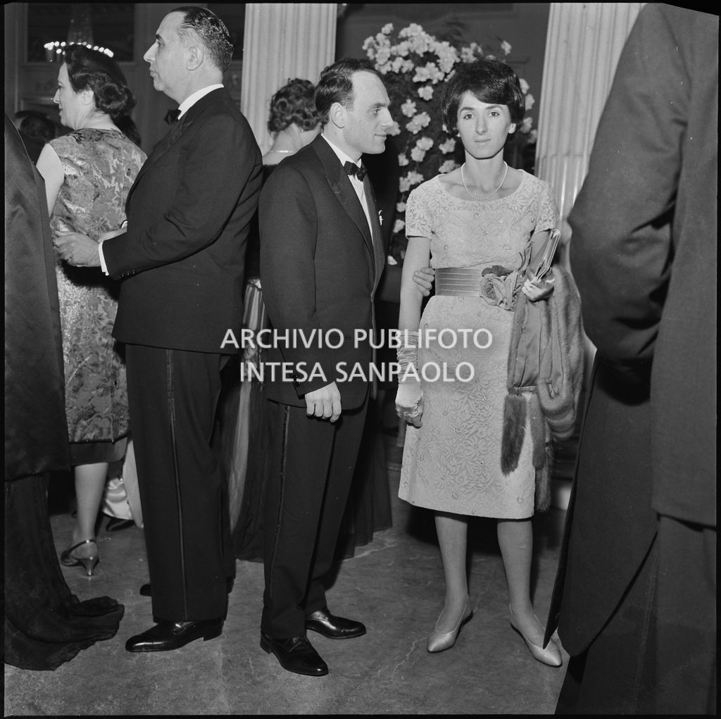 Inaugurazione della stagione lirica 1959-1960 del Teatro alla Scala con l'opera "Otello" di Giuseppe Verdi, diretta da Antonino Votto con la regia di Margherita Wallmann