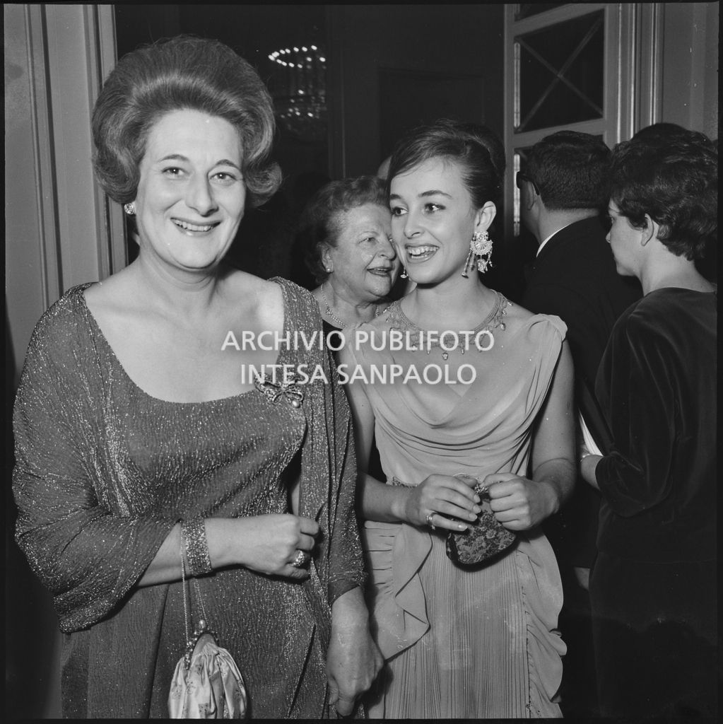 Inaugurazione della stagione lirica 1960-1961 del Teatro alla Scala con l'opera "Poliuto" di Gaetano Donizetti, diretta da Antonino Votto con la regia di Herbert Graf