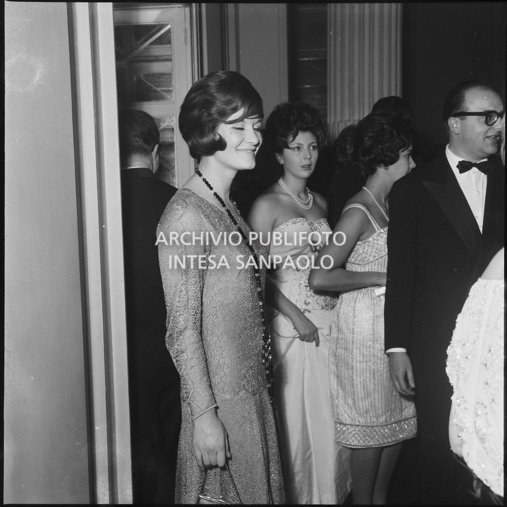 Inaugurazione della stagione lirica 1960-1961 del Teatro alla Scala con l'opera "Poliuto" di Gaetano Donizetti, diretta da Antonino Votto con la regia di Herbert Graf