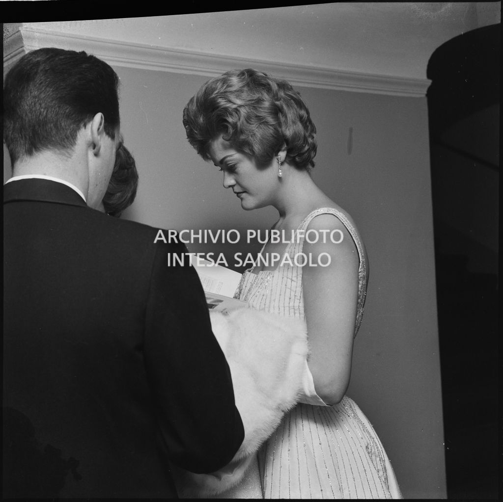 Inaugurazione della stagione lirica 1960-1961 del Teatro alla Scala con l'opera "Poliuto" di Gaetano Donizetti, diretta da Antonino Votto con la regia di Herbert Graf