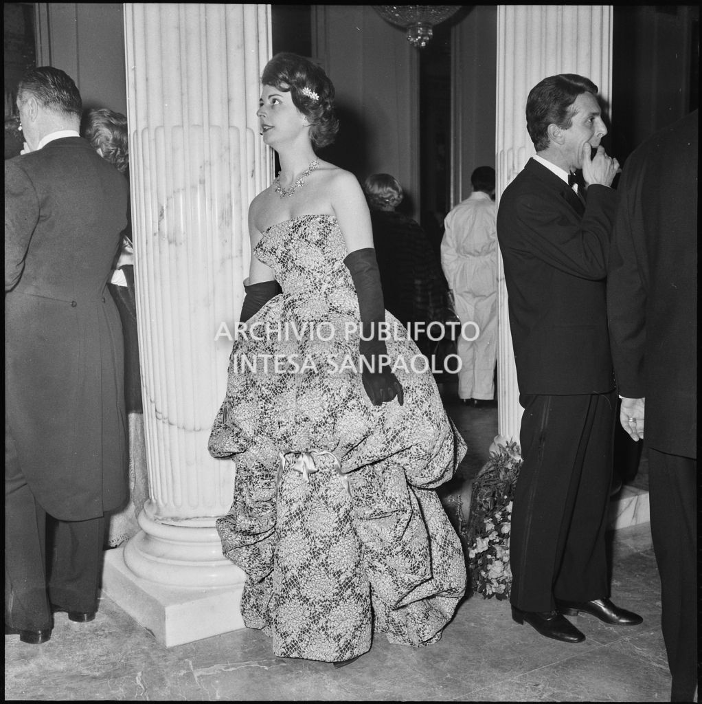 Inaugurazione della stagione lirica 1960-1961 del Teatro alla Scala con l'opera "Poliuto" di Gaetano Donizetti, diretta da Antonino Votto con la regia di Herbert Graf