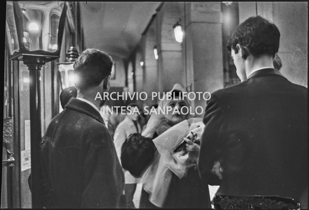 Inaugurazione della stagione lirica 1960-1961 del Teatro alla Scala con l'opera "Poliuto" di Gaetano Donizetti, diretta da Antonino Votto con la regia di Herbert Graf