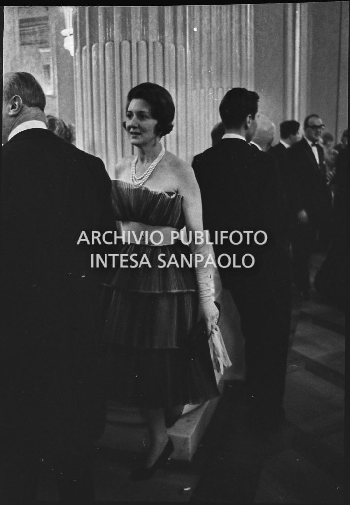 Inaugurazione della stagione lirica 1960-1961 del Teatro alla Scala con l'opera "Poliuto" di Gaetano Donizetti, diretta da Antonino Votto con la regia di Herbert Graf