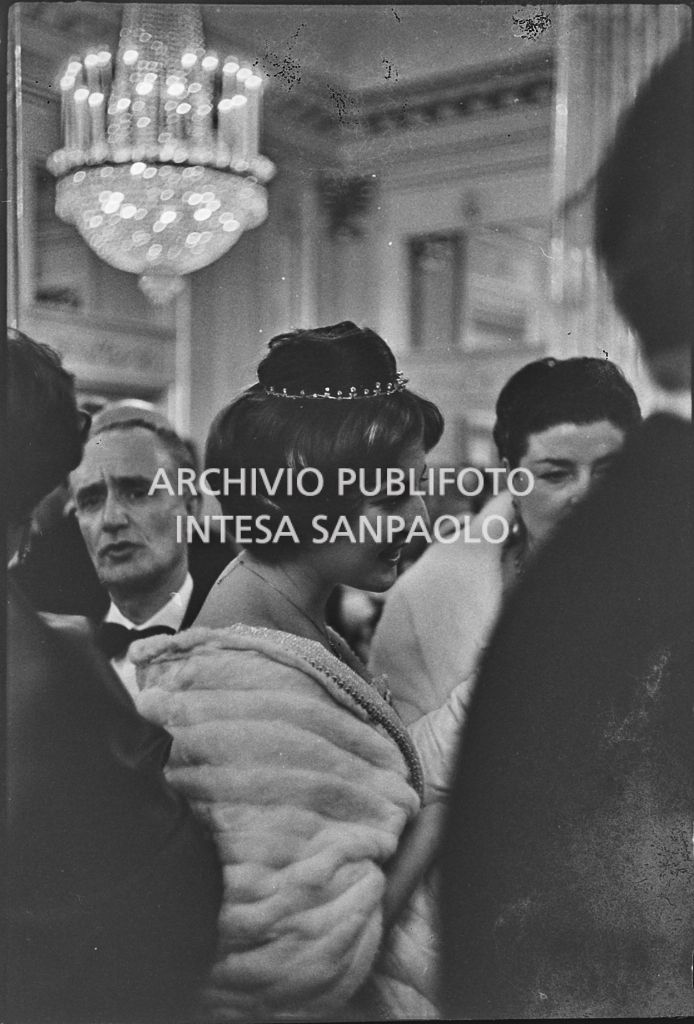 Inaugurazione della stagione lirica 1958-1959 del Teatro alla Scala con l'opera "Turandot", di Giacomo Puccini, diretta da Antonino Votto con la regia di Margherita Wallmann