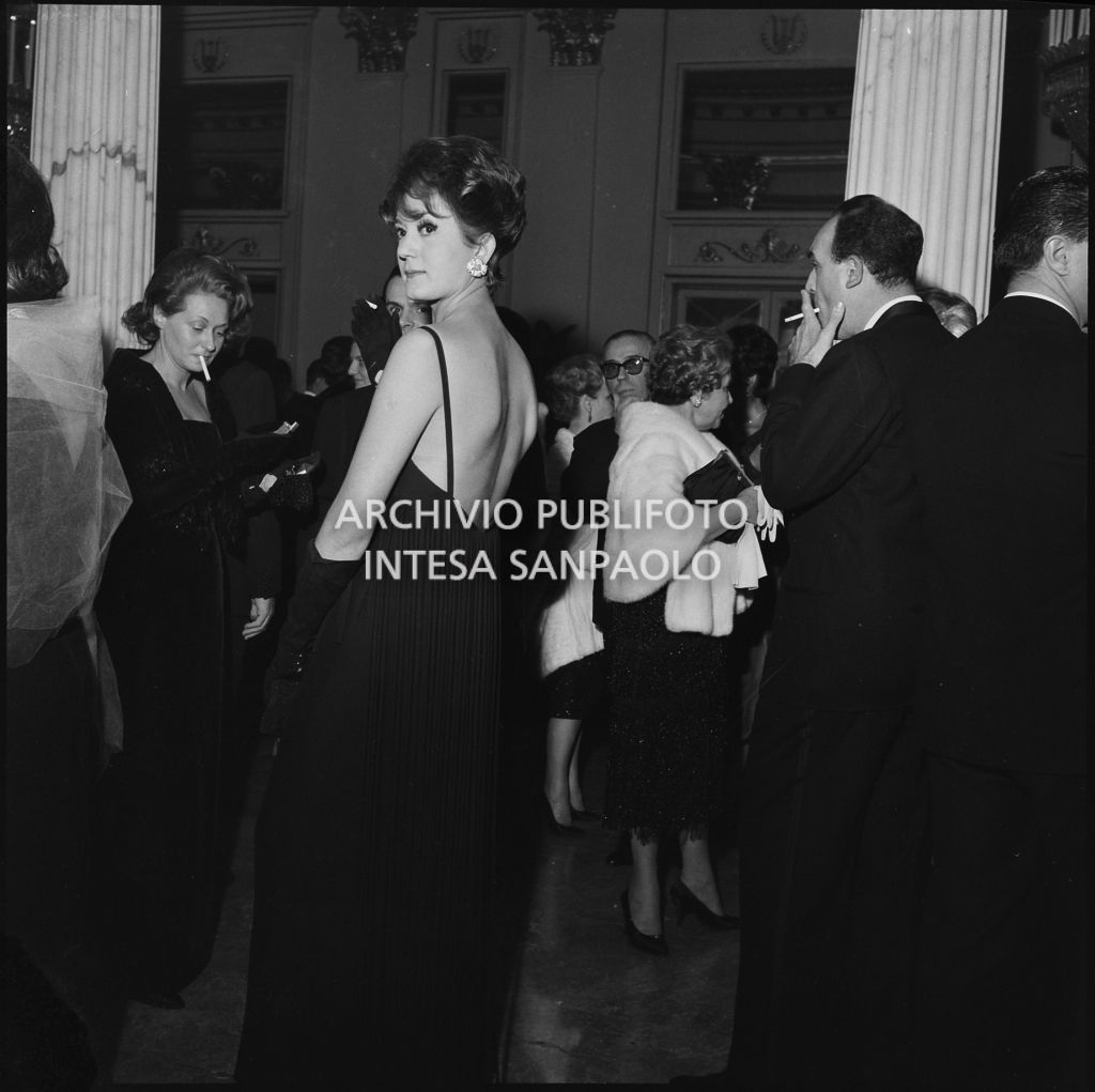 Inaugurazione della stagione lirica 1962-1963 del Teatro alla Scala con l'opera "Il Trovatore" di Giuseppe Verdi, diretta da Gianandrea Gavazzeni, con la regia di Giorgio De Lullo