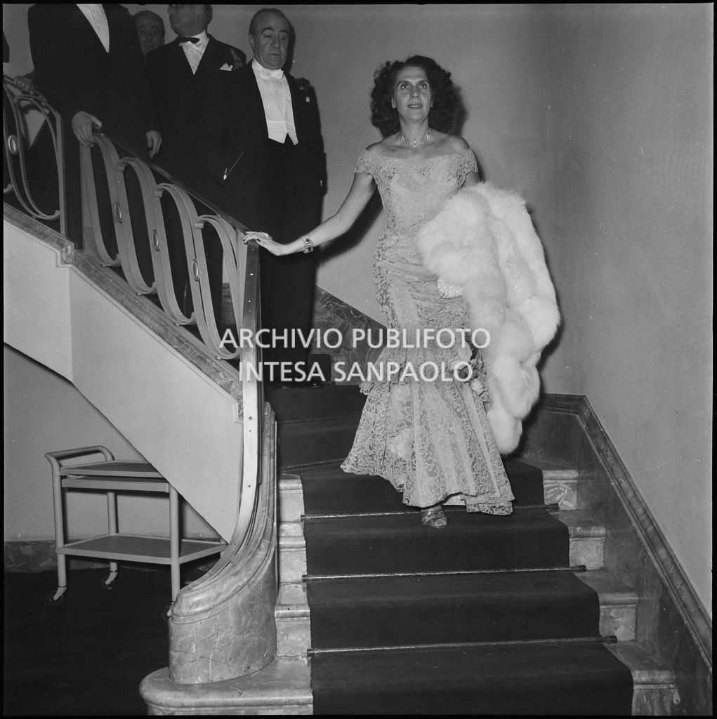 Inaugurazione della stagione lirica 1952-1953 del Teatro alla Scala con l'opera "Macbeth" di Giuseppe Verdi diretta da Victor de Sabata, con la regia di Carl Ebert